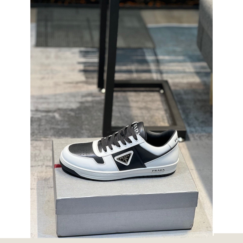 Pra*a sneakers